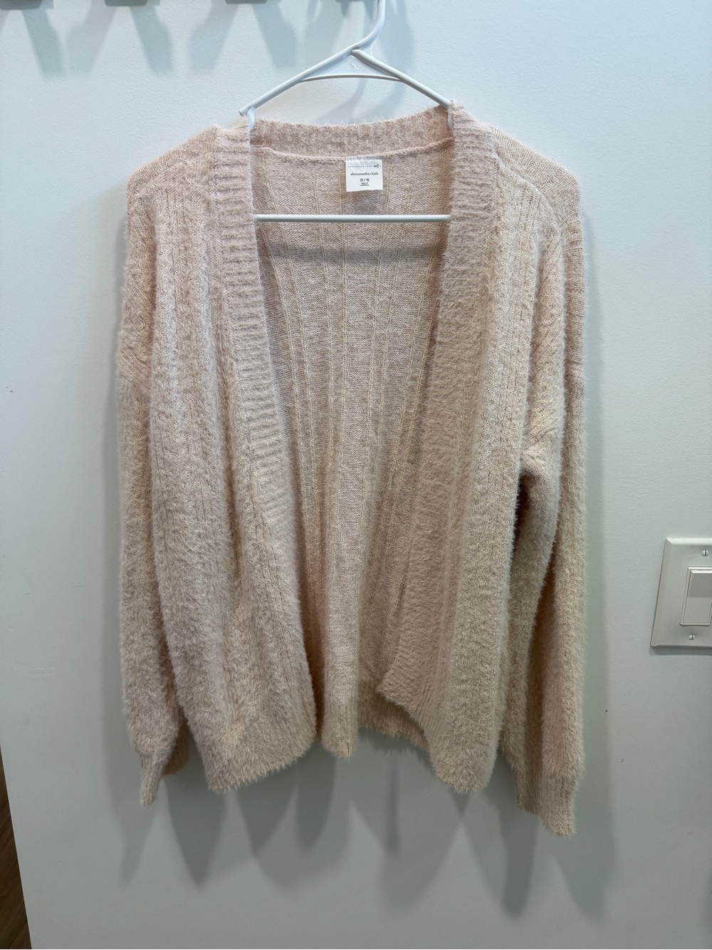 abercrombie kids Cream Open-Front Fuzzy Cardigan Size 15/16